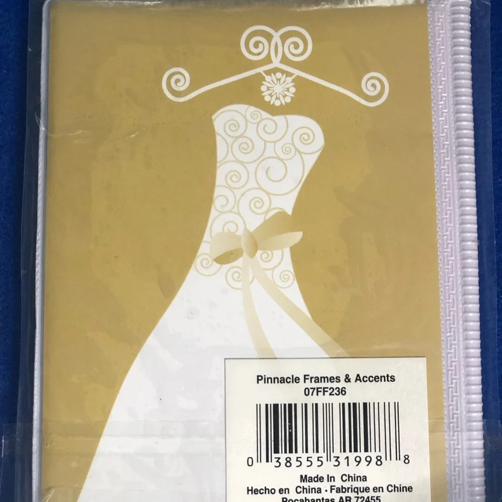 38-Pcs. A Western Theme Wedding For A Bride and Groom